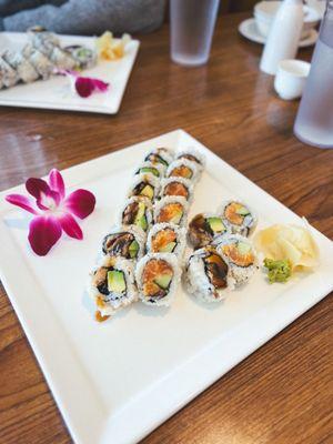 Lunch special (2 sushi rolls of your choice with miso soup) - Eel Avocado Roll, Spicy Salmon Roll