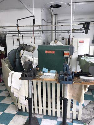 San Rafael Laundry & Cleaners