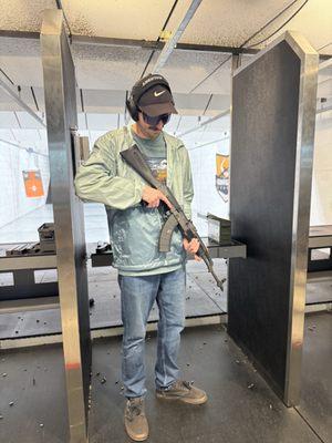 Gunfighter Canyon - Indoor Shooting Experience