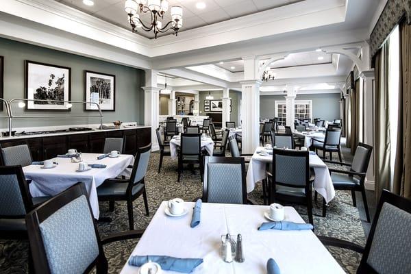 Dining Room with Fresh Salad Bar