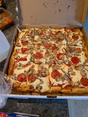 pepperoni and mushroom Sicilian pie