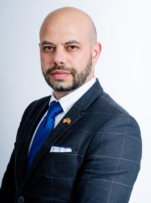 Your real estate specialist in Bellevue and Renton area.