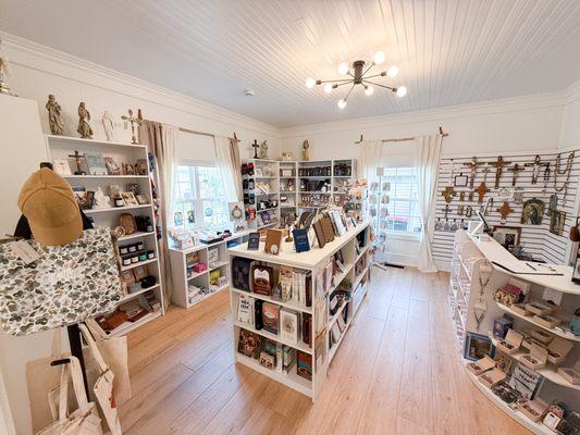 Visit our shop located in historic Newburgh Indiana.