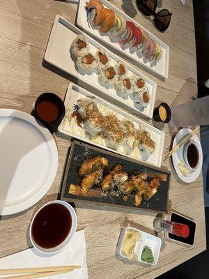 Akaihana Sushi & Grill