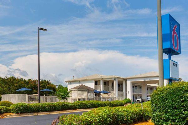 Motel 6-Albany GA