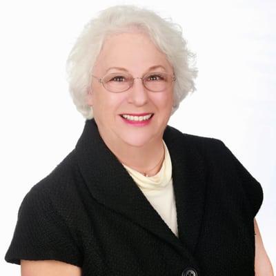 Sara Madera - Stanberry REALTORS