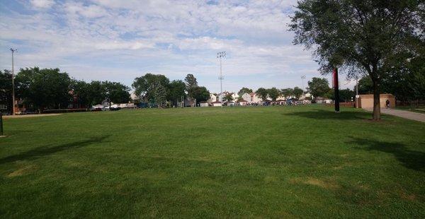 Kelly Park at 2725 W. 41st St. is across the street from swimming pool inside Kelly HS at 4136 S. California Ave.