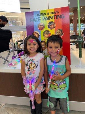 Lauren & Mia’s Face Painting