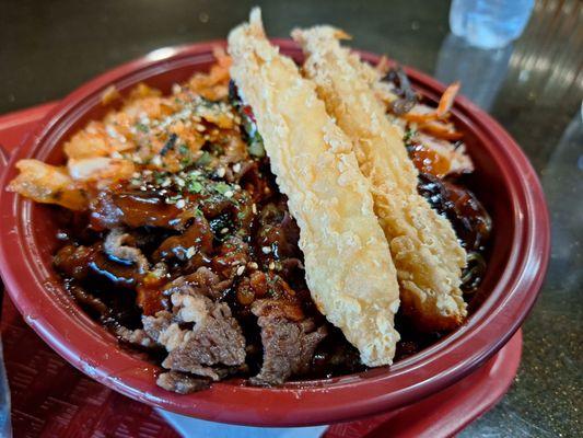 Beef Noodle Bop with kimchi, calamari salad and tempura shrimp ($19.50)