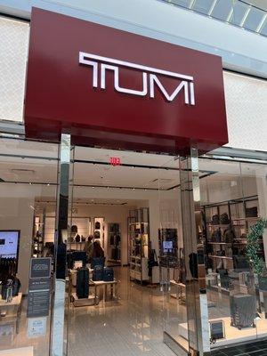 Tumi storefront