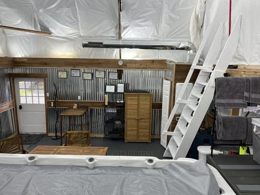 The Canine Aquatic Center