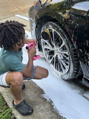 Noahs Car Wash Services