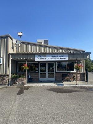 Pilchuck Veterinary Hospital - Equine