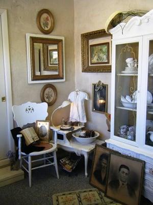 Cottage Panache Antiques, Gifts & Collectibles