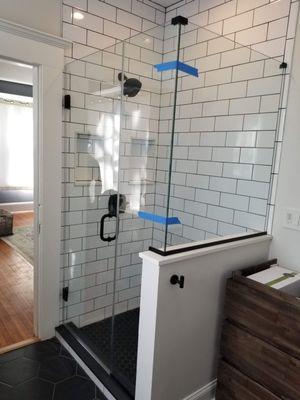 Glass shower door