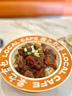 braised beef lo mein