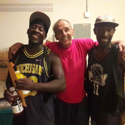 Helping Hand Movers And Delivery