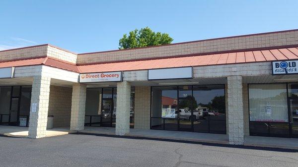 1000sqft retail space for lease off 10th street, Greenville, NC