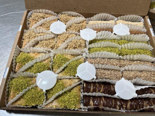 Best baklava ever ! $60 for full box freshly made today .