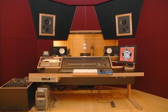 Steven Glaze - Tone Freq Studios