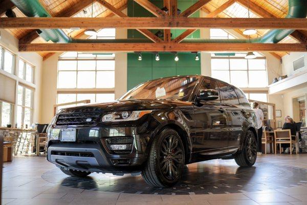 Land Rover of Roaring Fork