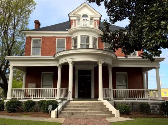 Jennifer Perlman Moore, PC