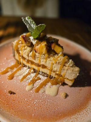 Honey peach cheesecake