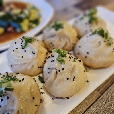 Min's Dumpling House
