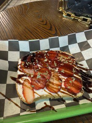 Strawberry toast, cream cheese and balsalmic glaze