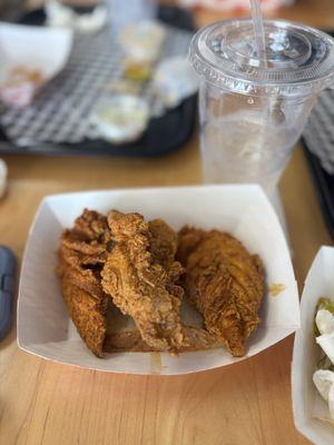 Sandwich (comes with fries)