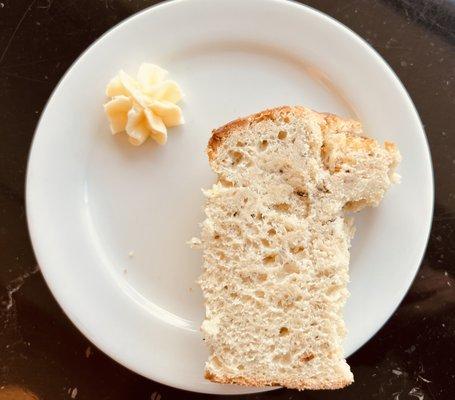 Complementary bread service.