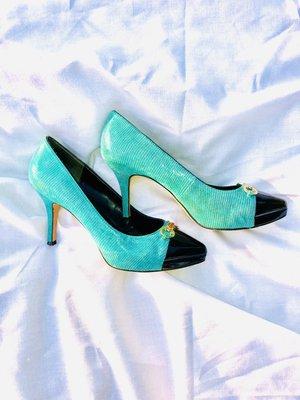 The perfect pop of color? Check!