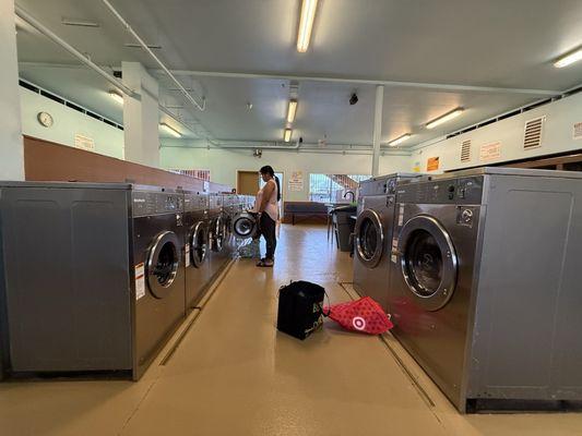 Wahiawa Laundromat