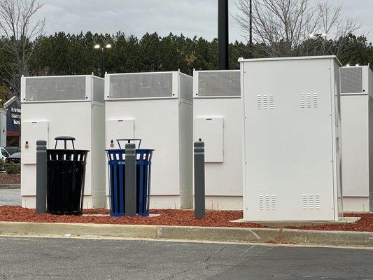 Tesla Supercharger - Lowe’s