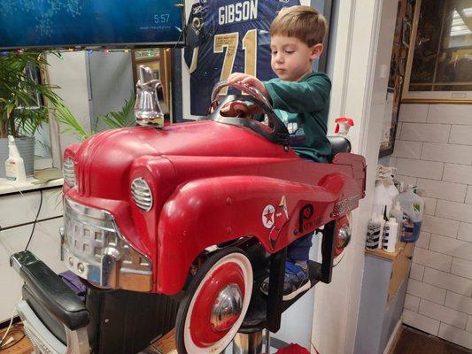 Leonard's Barber Shop