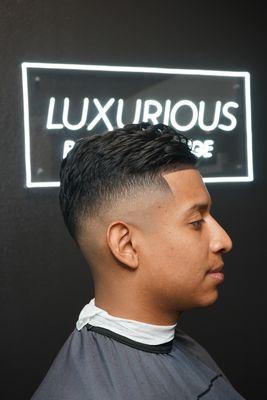 Luxurious Barber Lounge