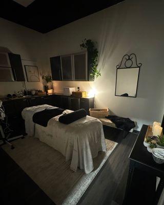 SKIN clean beauty store and spa