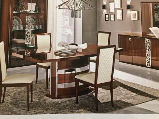 Modern style, Made in Italy.