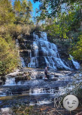 Can you see me in the photo?