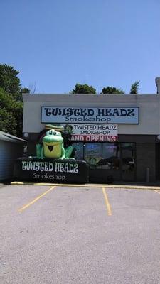 Twisted Headz Smokeshop