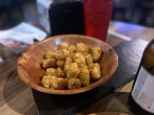 Cavo's Bar & Kitchen