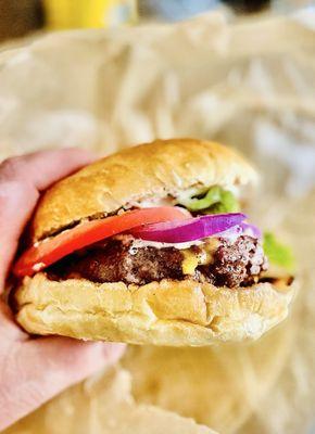 Publix Bakery here is excellent. In LOVE w/their signature "Kaiser rolls" they make excellent burger buns. Winners Circle OuiOui :)...