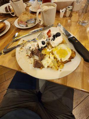 Me doing me at Vee Quiva. I dug in before I thought about a perfect food pic.