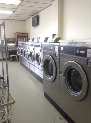 Woodbridge Laundromat