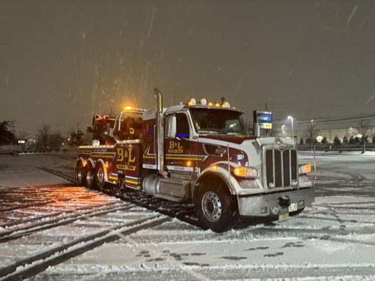 B&L Recovery  & Towing
