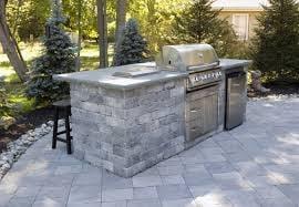 Outdoor BBQ & Kitchen