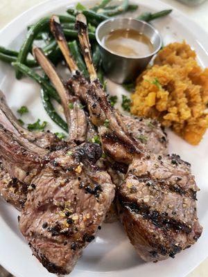 Lamb Chops, mashed sweet potatoes and fresh green beans!
