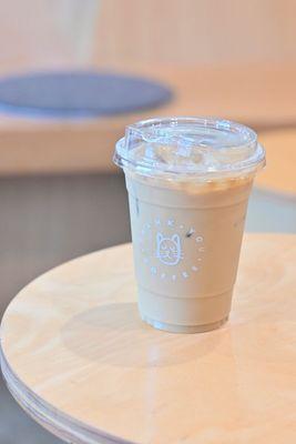 Iced Hojicha Latte
