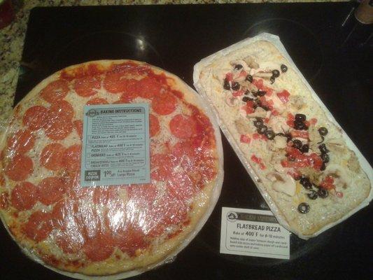 Lg pepperoni & garlic chicken flatbread pizza