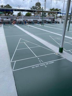 William's Shuffleboard